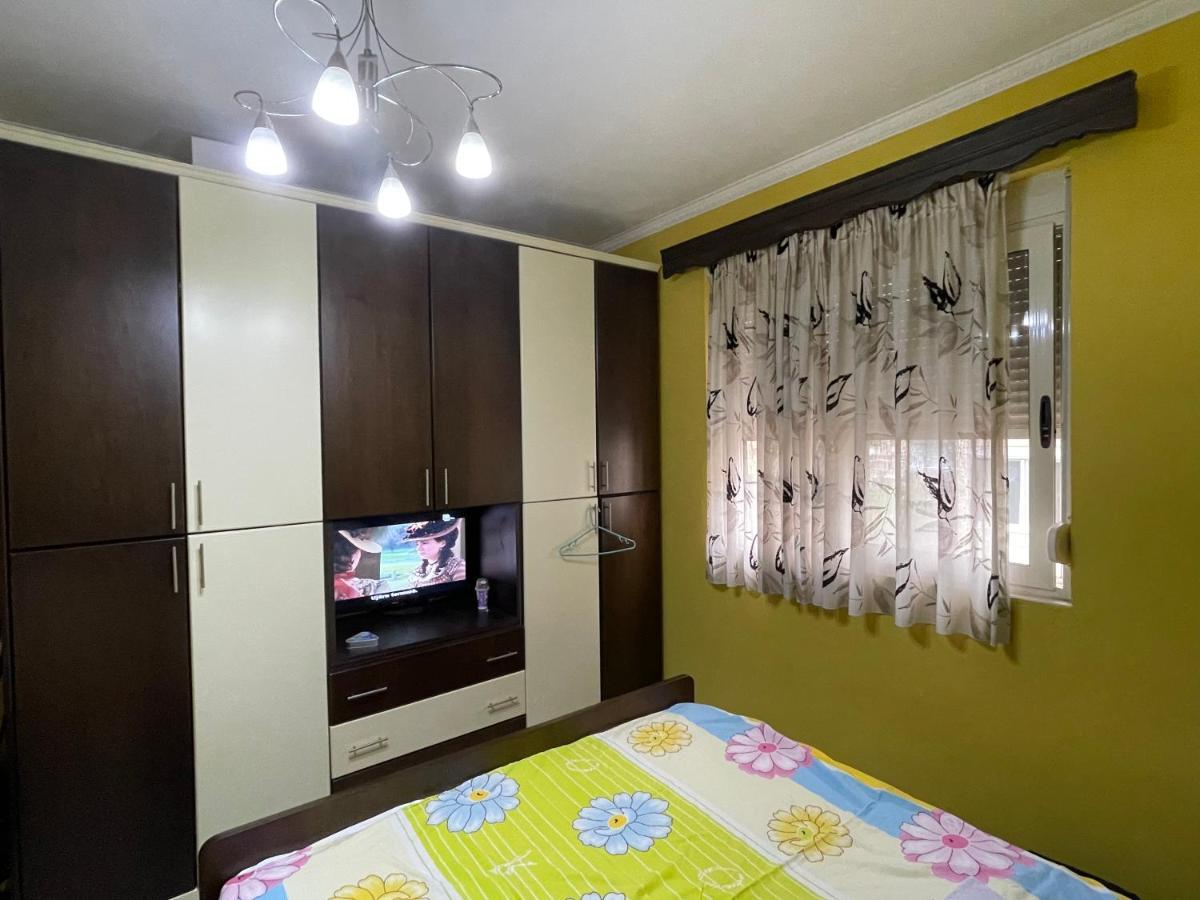 Modern Comfy Apartment With Balcony Durrës Buitenkant foto